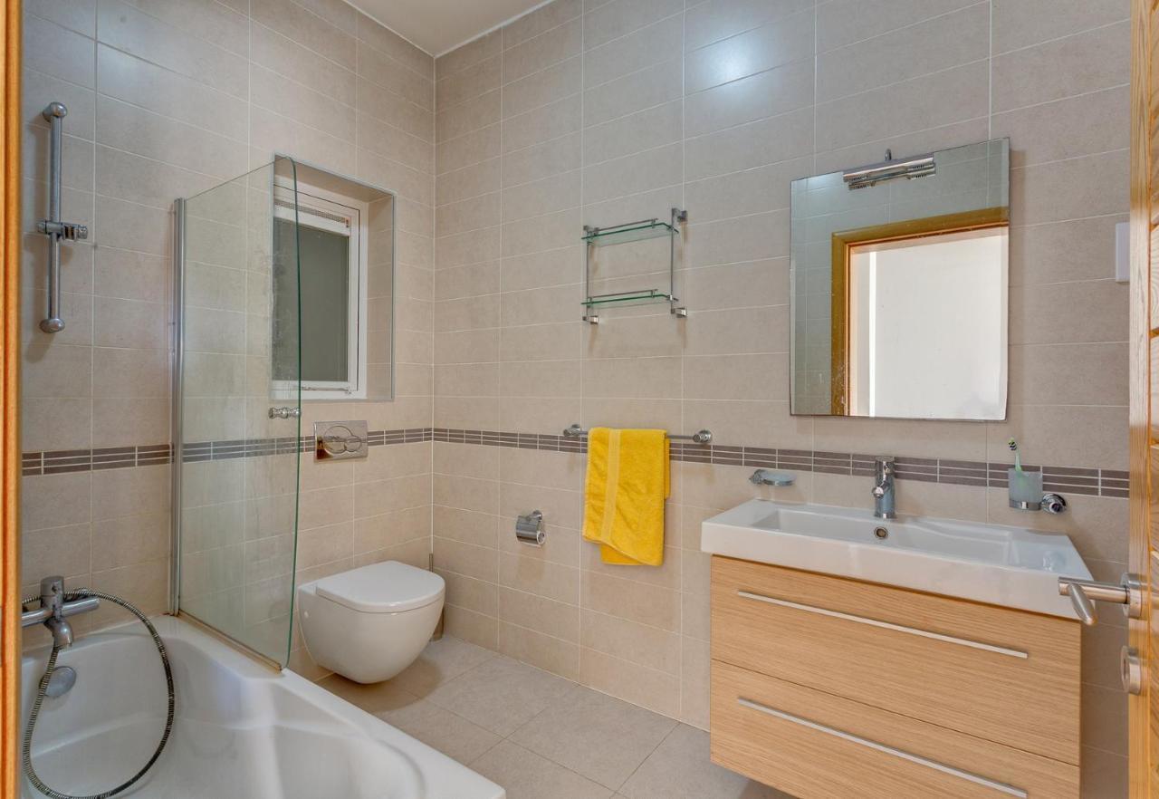 Apartment With Pool Sliema Eksteriør billede